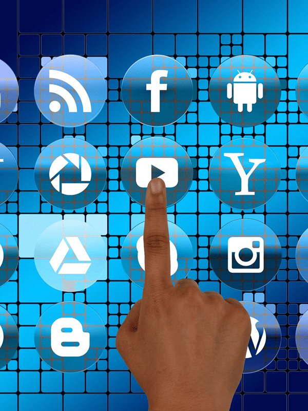 Social Networks Facebook Twitter Youtube Linkedin